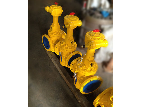 Orbit plug valves