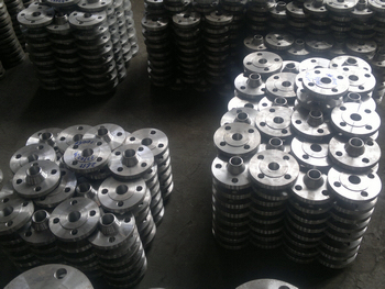 DIN St37.2 WN flanges
